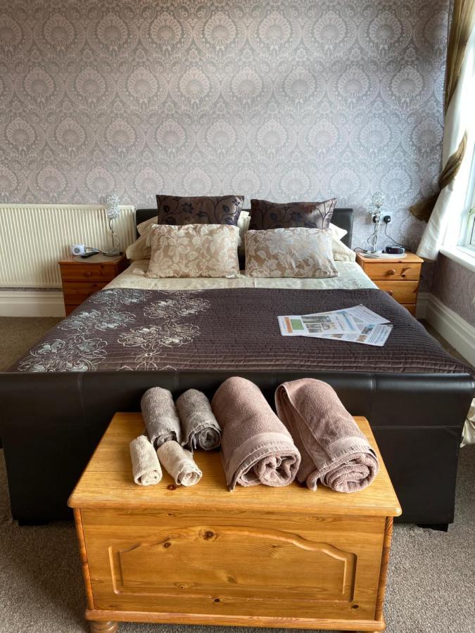 Bed and Breakfast The Fairmile Литам-Сент-Эннс Экстерьер фото