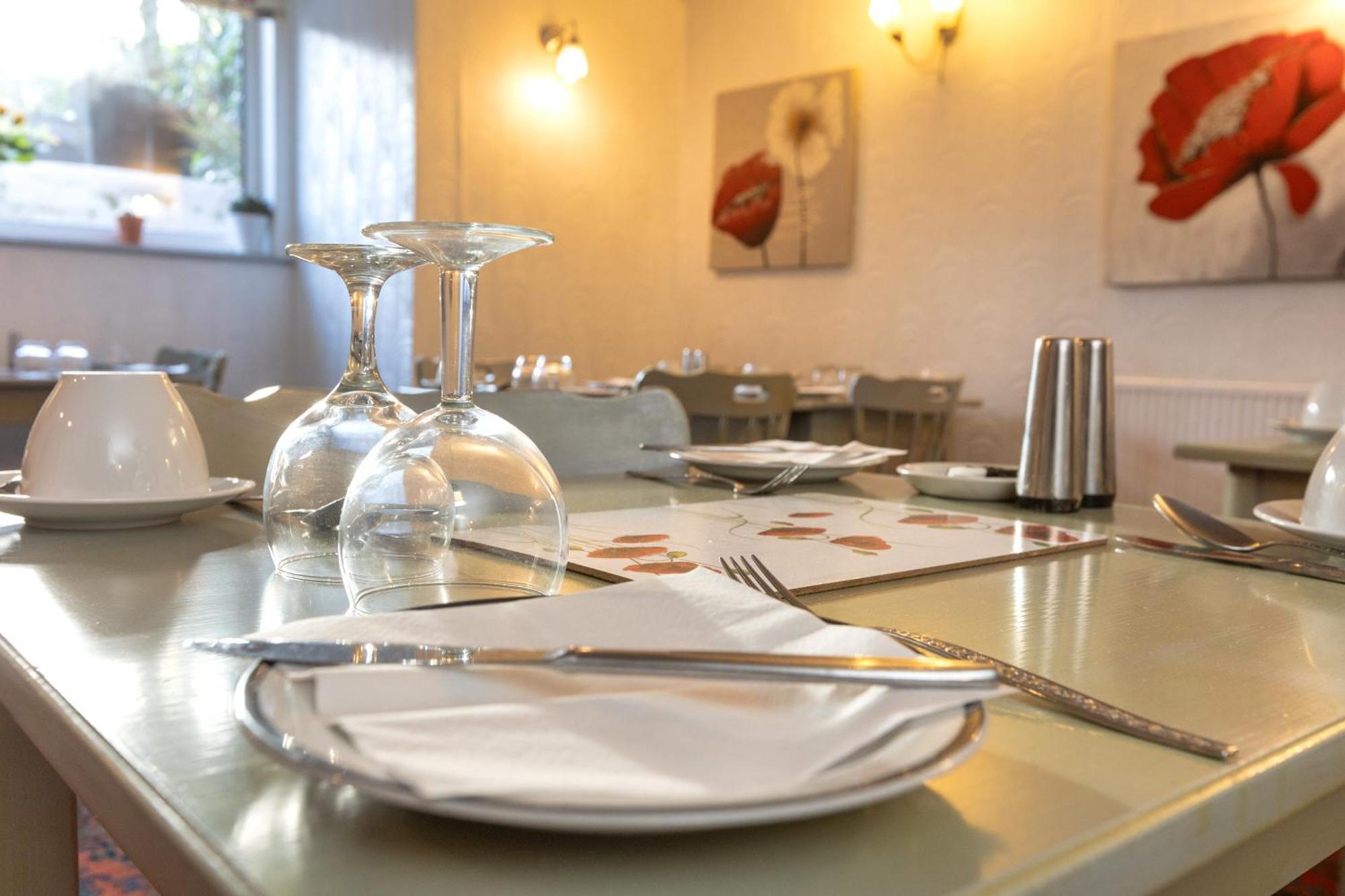 Bed and Breakfast The Fairmile Литам-Сент-Эннс Экстерьер фото
